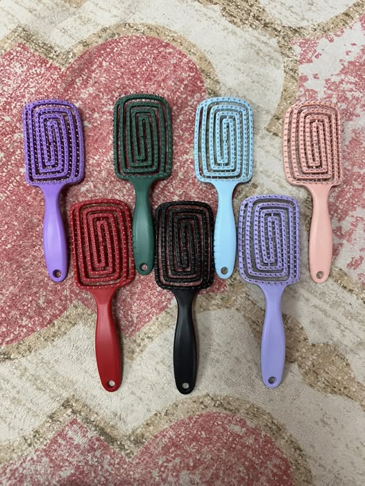 Viral Hairbrushes
