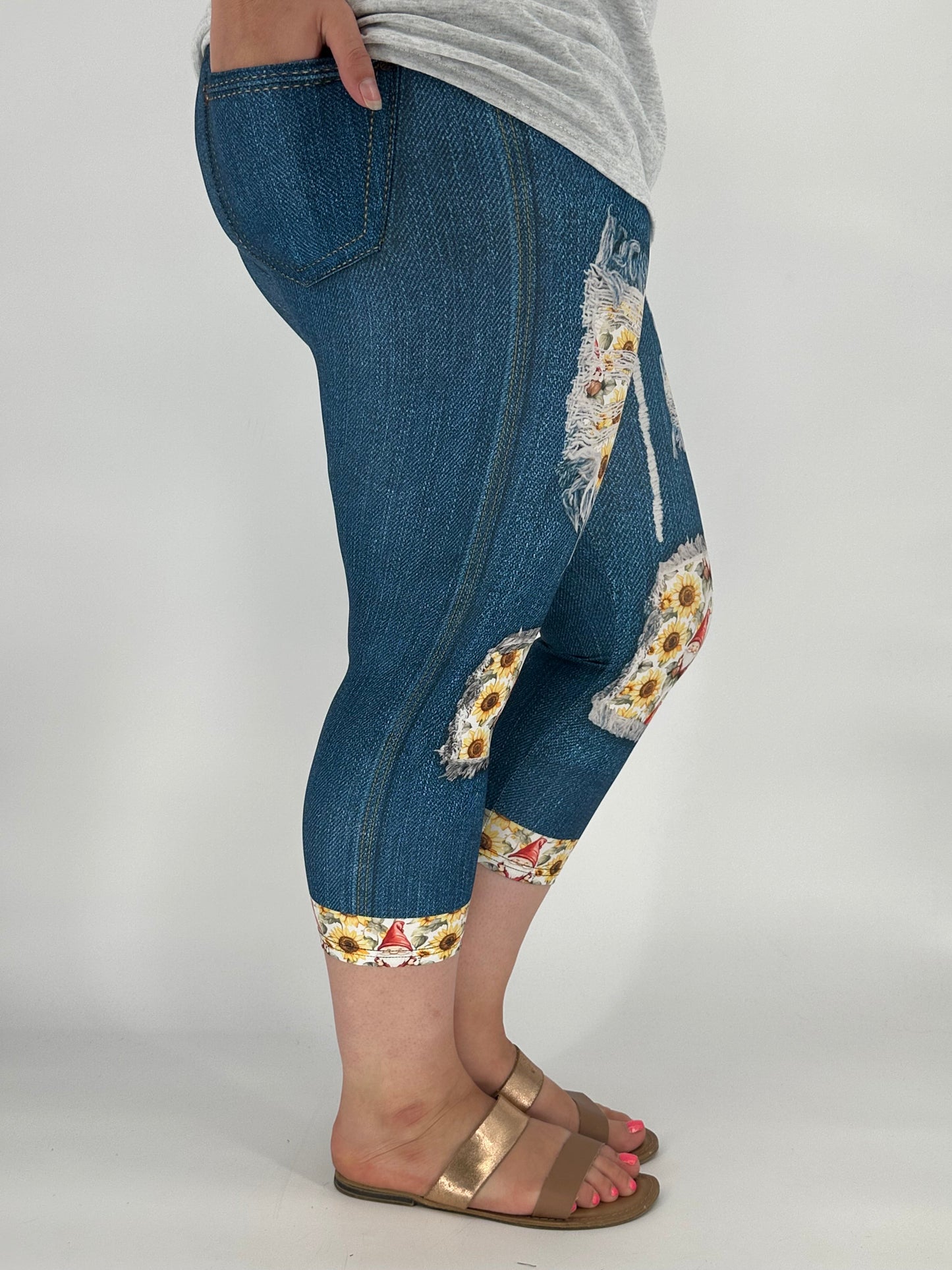 Denim Sunflower Gnome Capri w/ Pockets